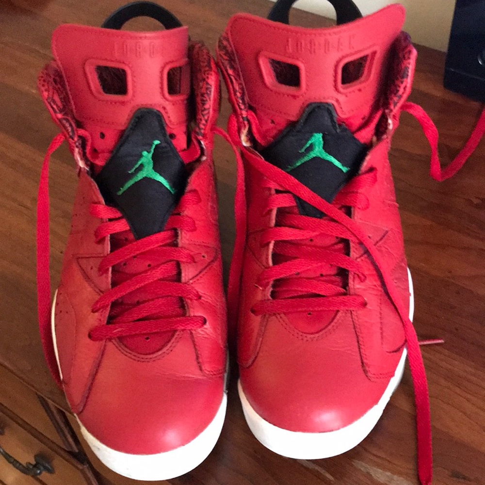 Air Jordan 9 Red
